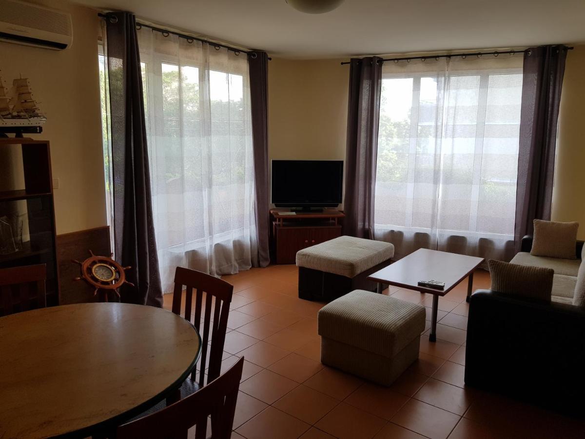 Guest Rooms Flirt Golden Sands Εξωτερικό φωτογραφία