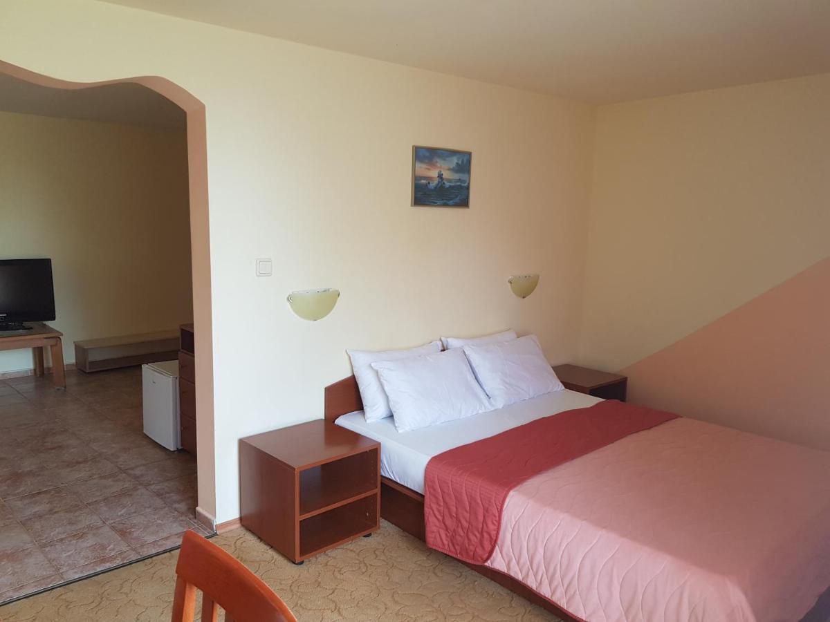 Guest Rooms Flirt Golden Sands Εξωτερικό φωτογραφία